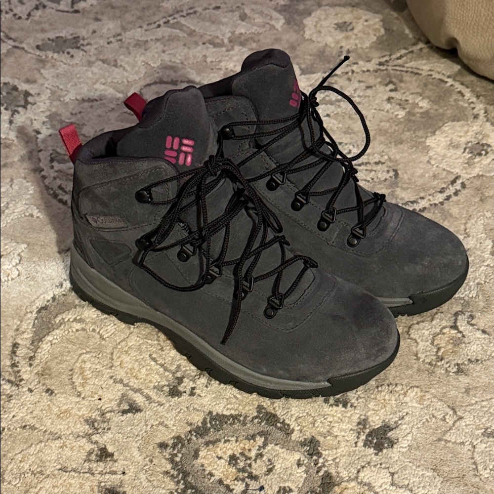 Columbia Charcoal Boots with Pink Highlights